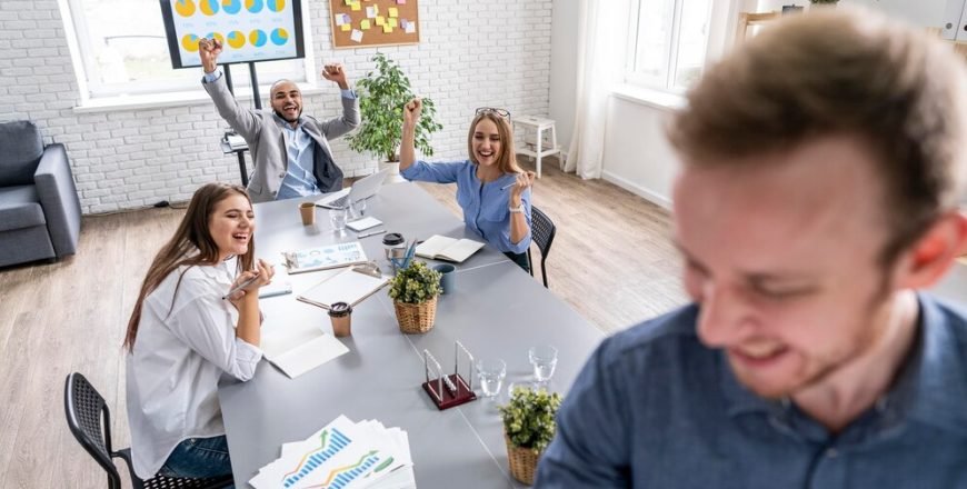 business-people-working-together_23-2148826957-870x440